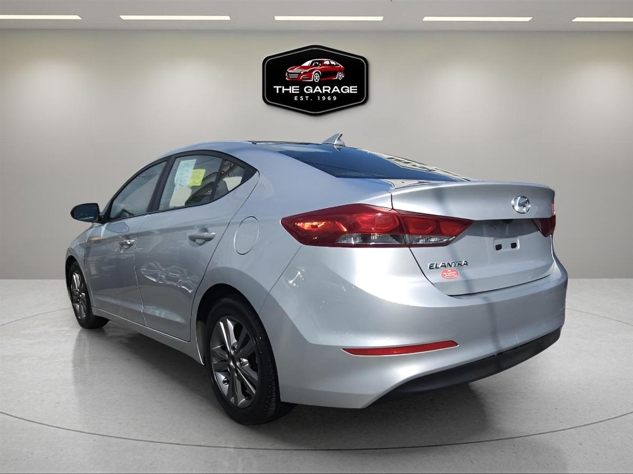 Hyundai Elantra Limited 2018