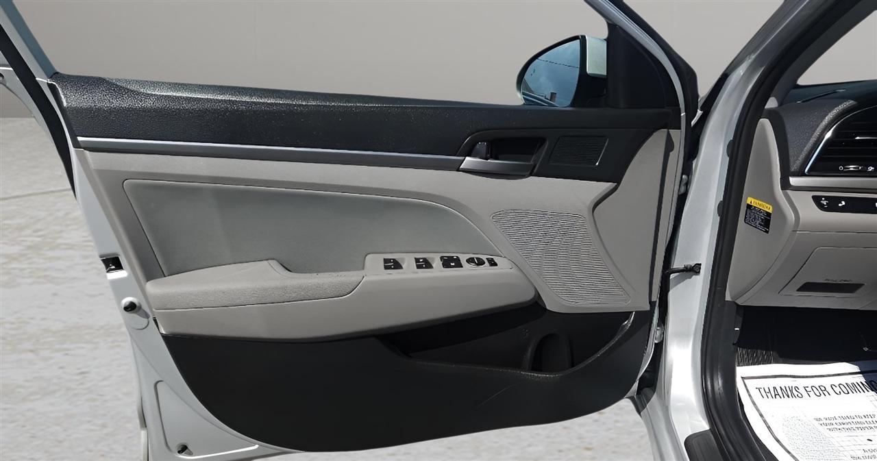 Hyundai Elantra Limited 2018