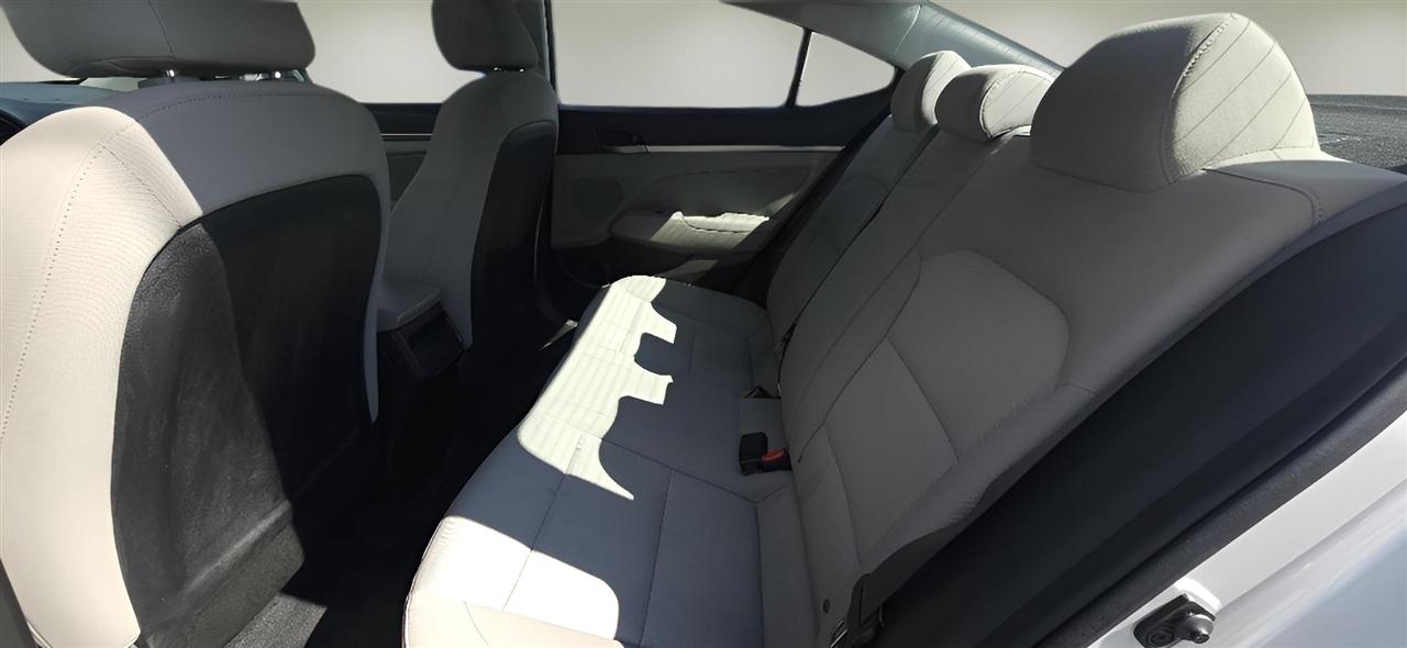 Hyundai Elantra Limited 2018