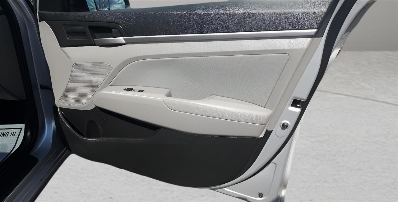Hyundai Elantra Limited 2018