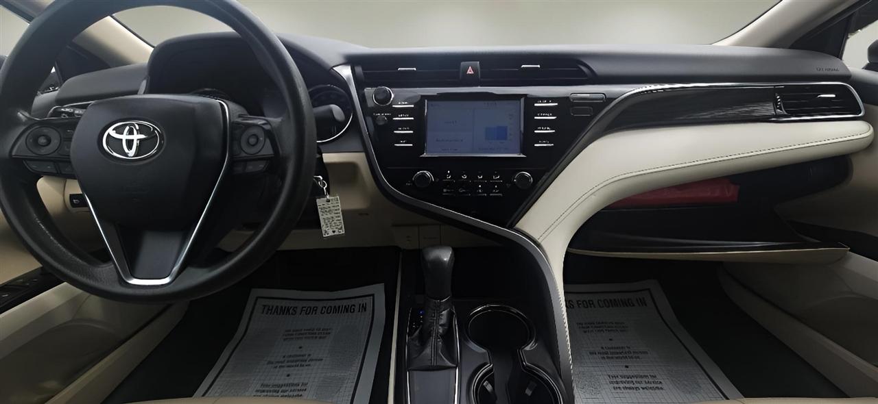 Toyota Camry XLE Auto (Natl) 2019