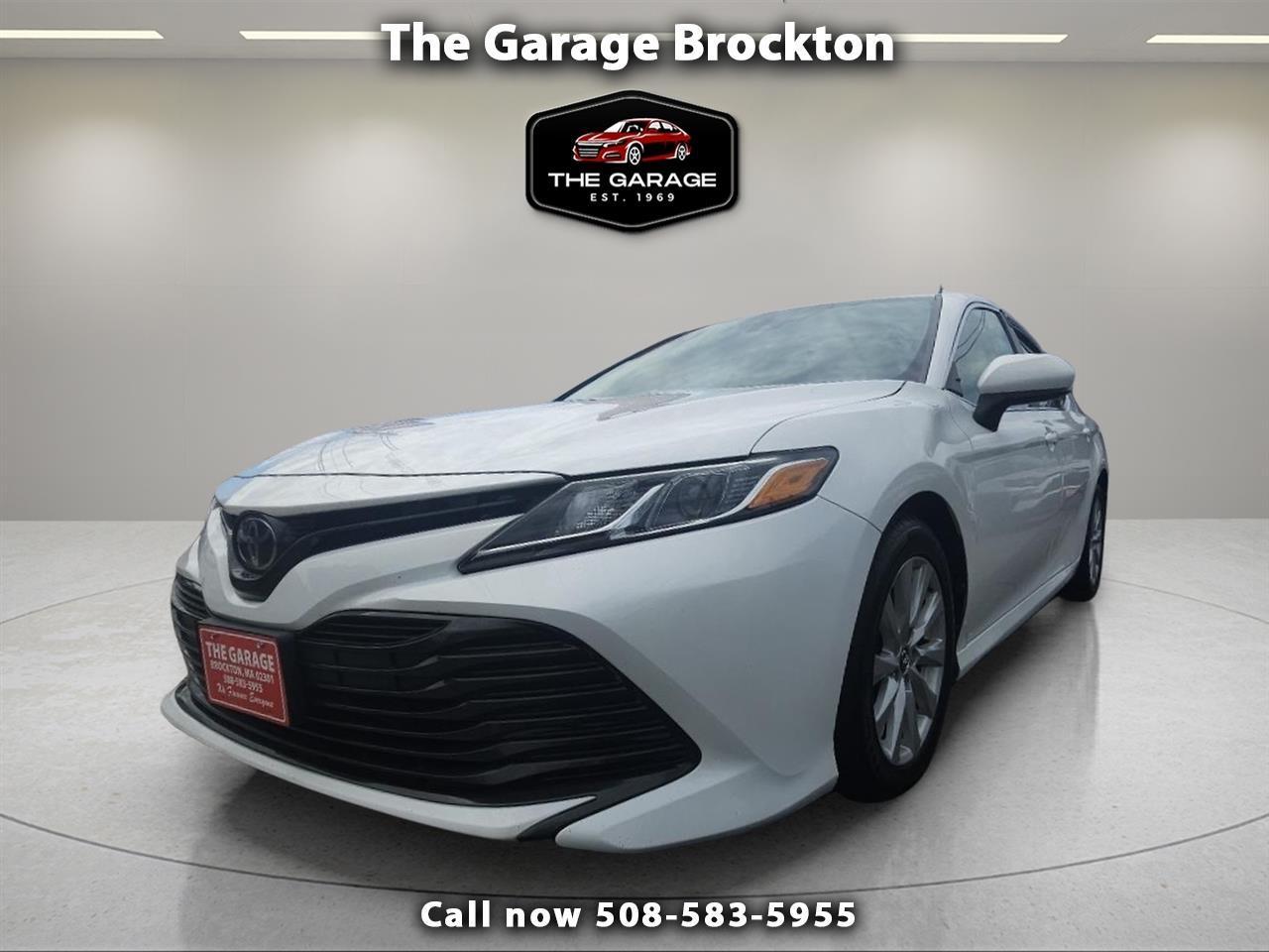 Toyota Camry XLE Auto (Natl) 2019