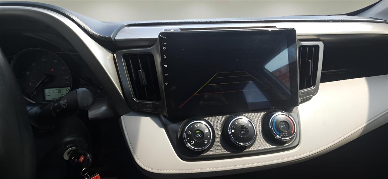Toyota RAV4 AWD 4dr LE (Natl) 2013