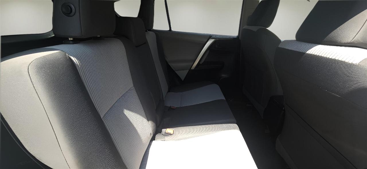 Toyota RAV4 AWD 4dr LE (Natl) 2013