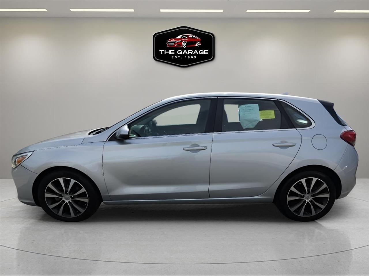 Hyundai Elantra GT Auto 2019