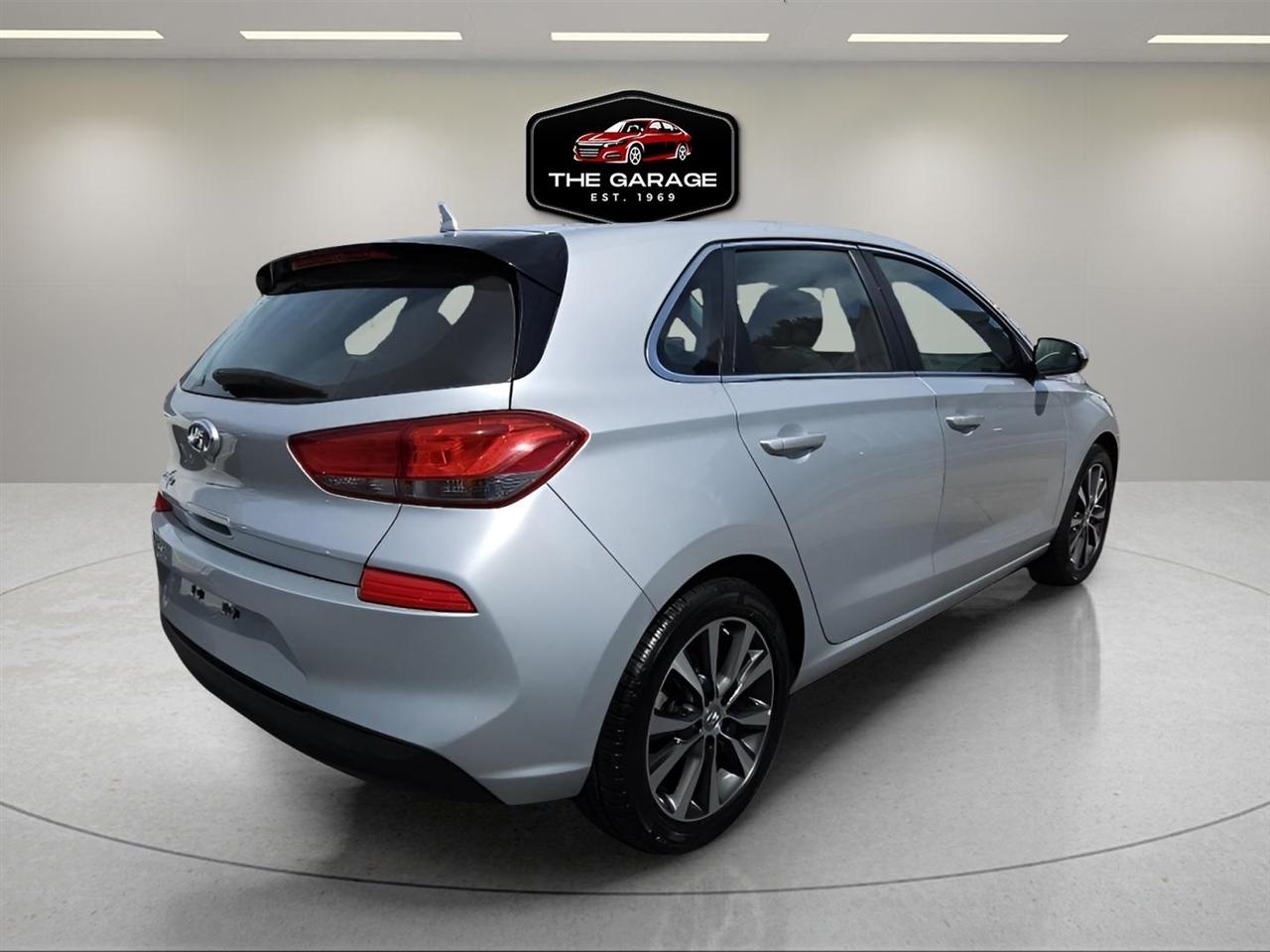 Hyundai Elantra GT Auto 2019