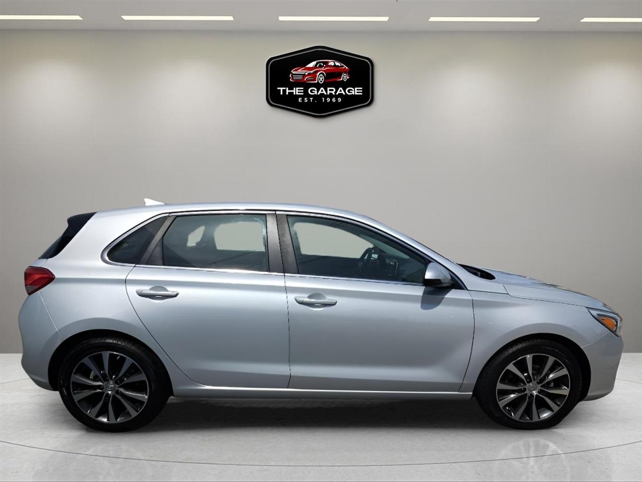 Hyundai Elantra GT Auto 2019