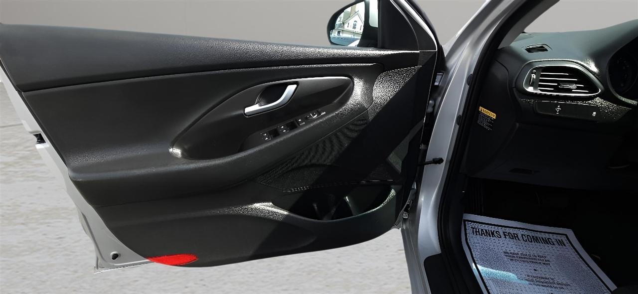 Hyundai Elantra GT Auto 2019