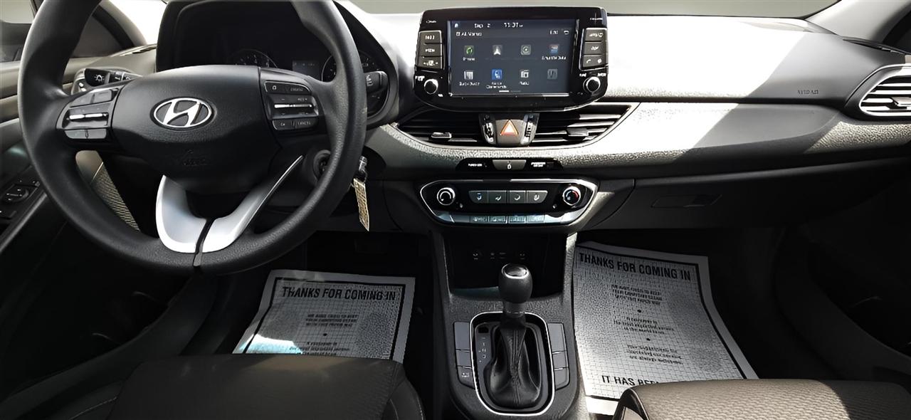 Hyundai Elantra GT Auto 2019