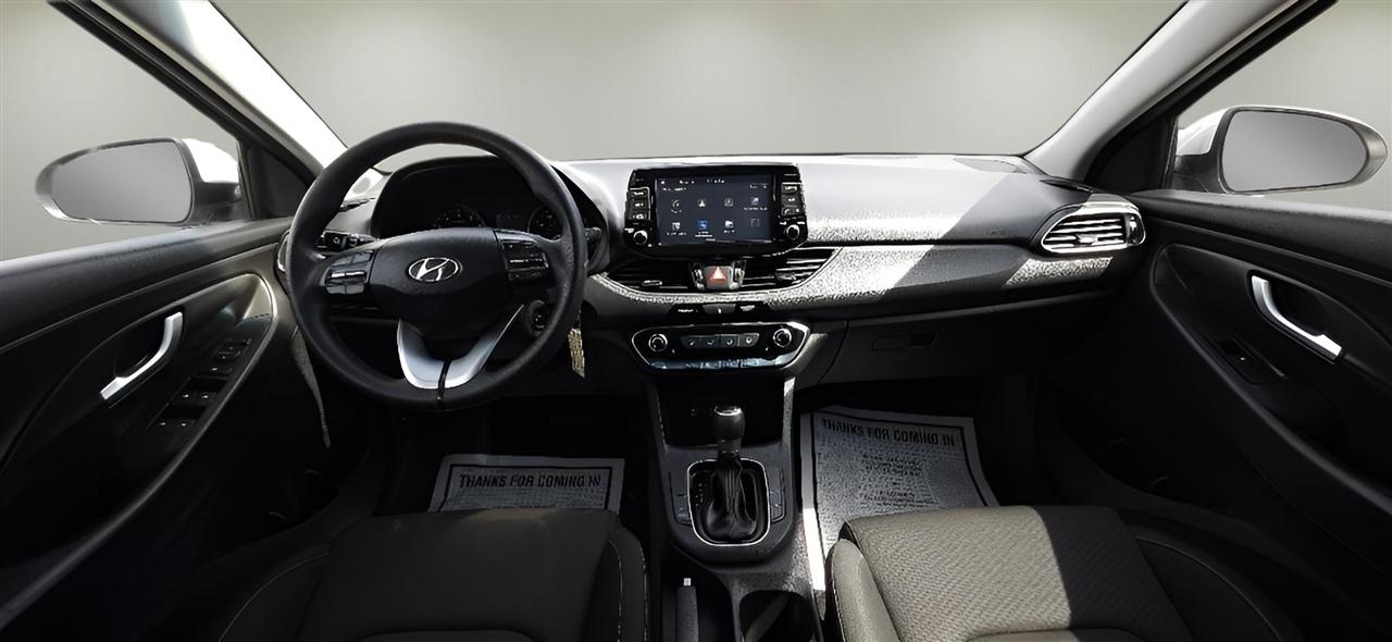 Hyundai Elantra GT Auto 2019
