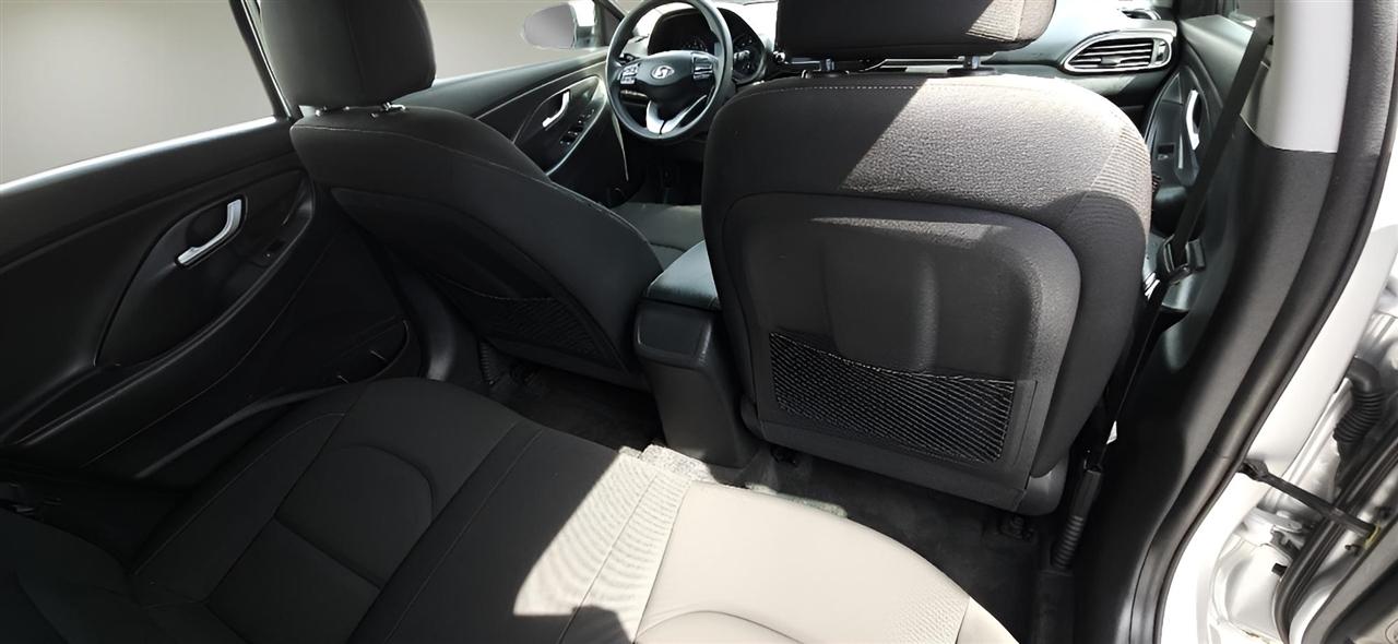 Hyundai Elantra GT Auto 2019