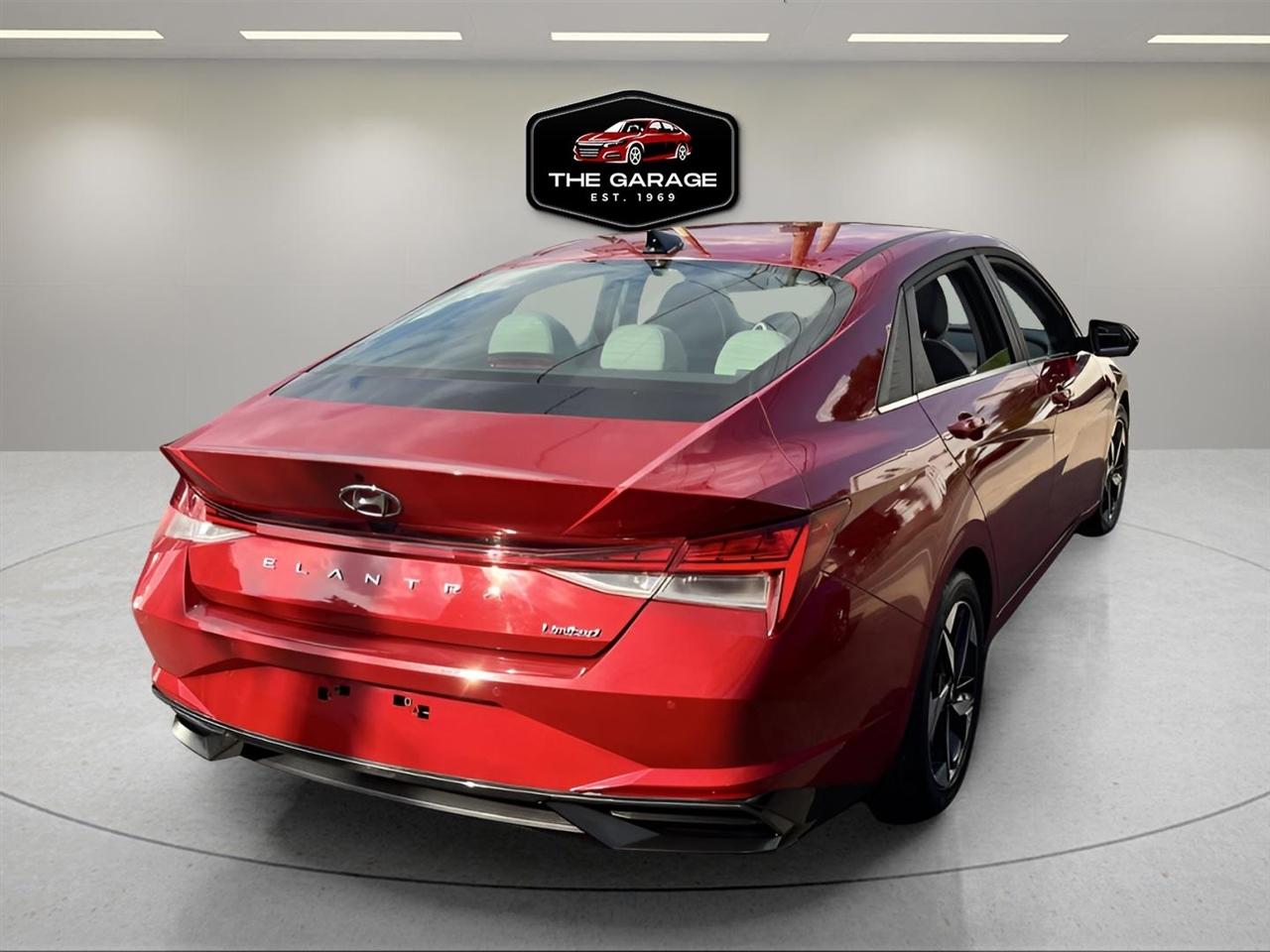 Hyundai Elantra Limited 2023