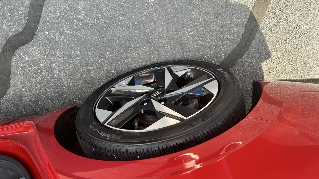 Hyundai Elantra Limited 2023