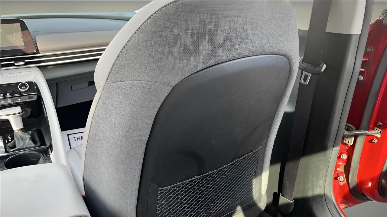 Hyundai Elantra Limited 2023