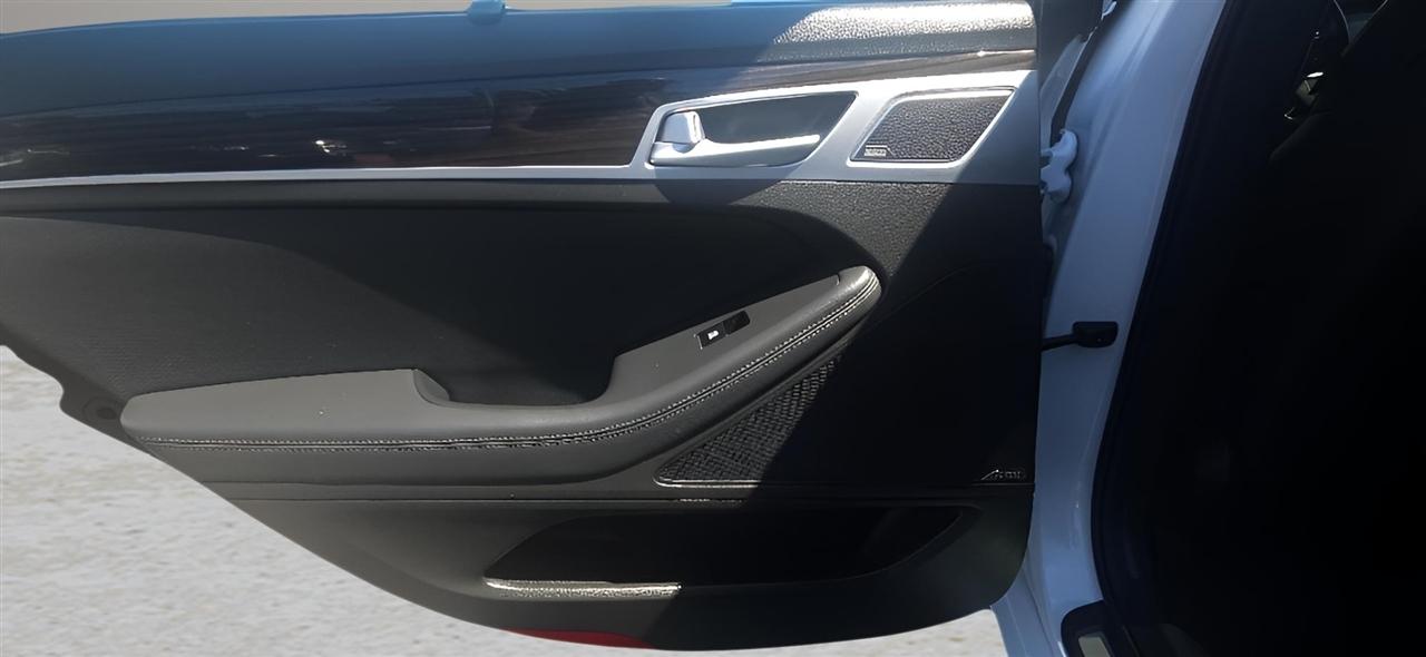 Genesis G80 3.8L AWD 2018