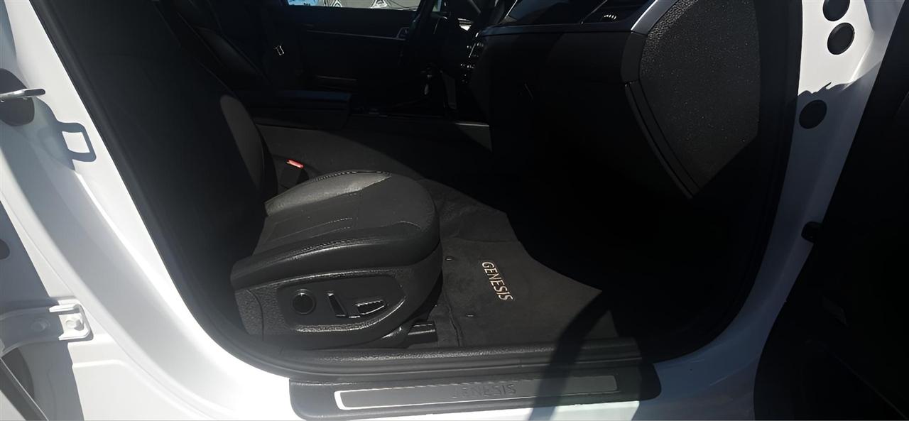 Genesis G80 3.8L AWD 2018