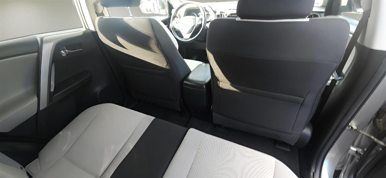 Toyota RAV4 XLE AWD (Natl) 2018