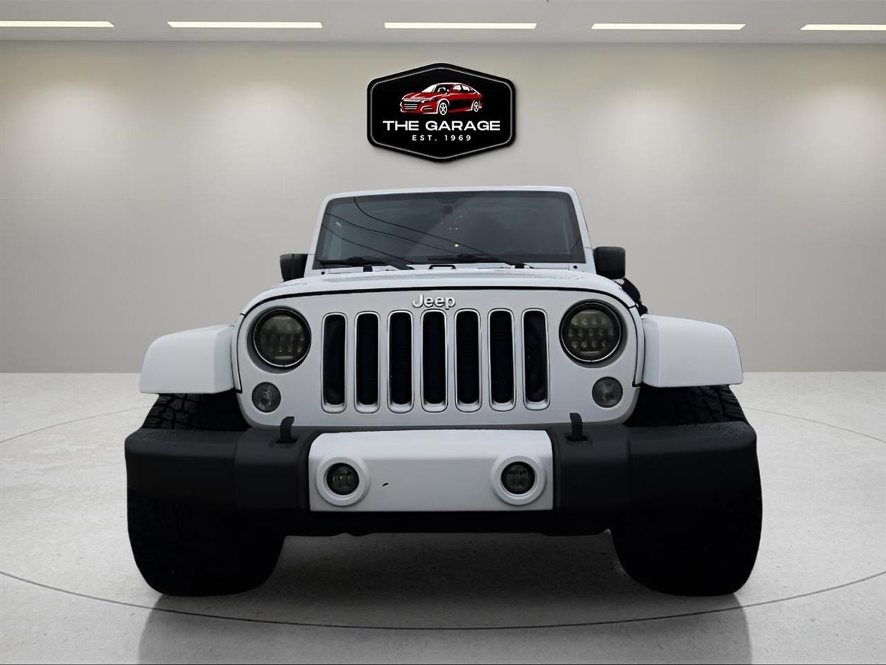 Jeep Wrangler Unlimited 4WD 4dr Sahara 2016