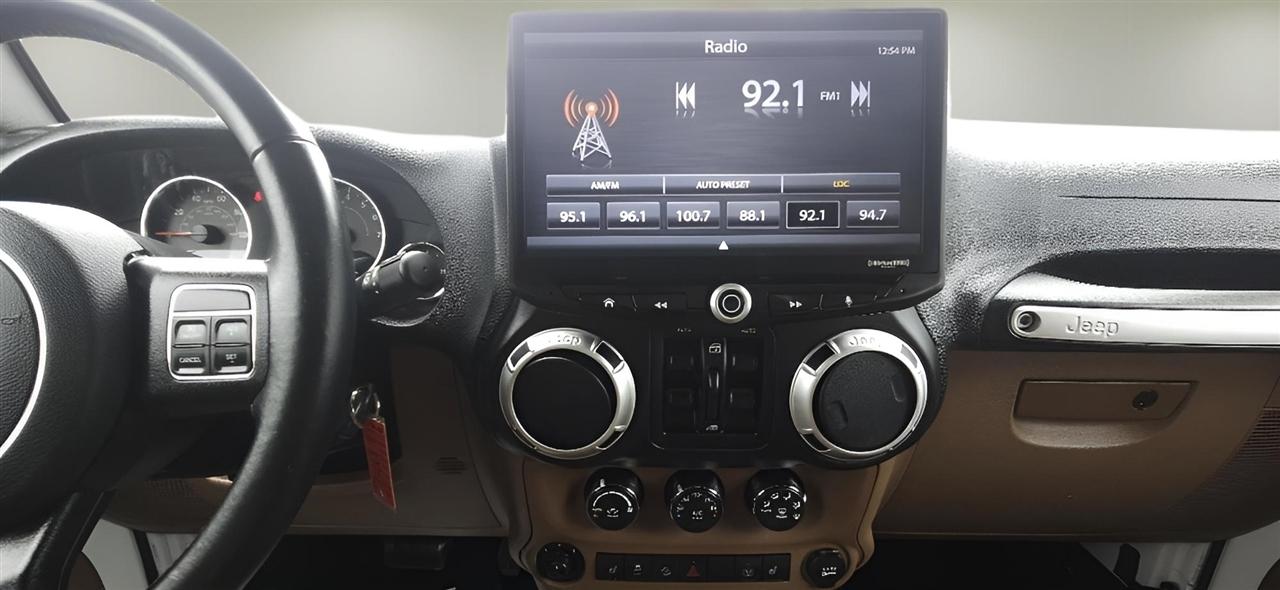 Jeep Wrangler Unlimited 4WD 4dr Sahara 2016
