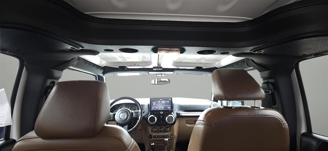 Jeep Wrangler Unlimited 4WD 4dr Sahara 2016