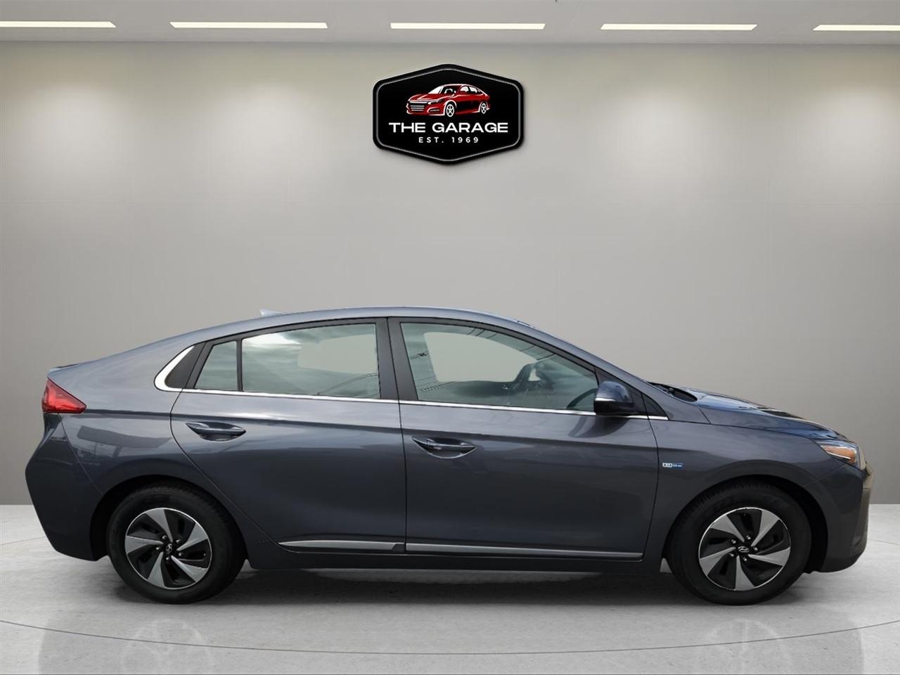 Hyundai Ioniq Hybrid SEL Hatchback 2019