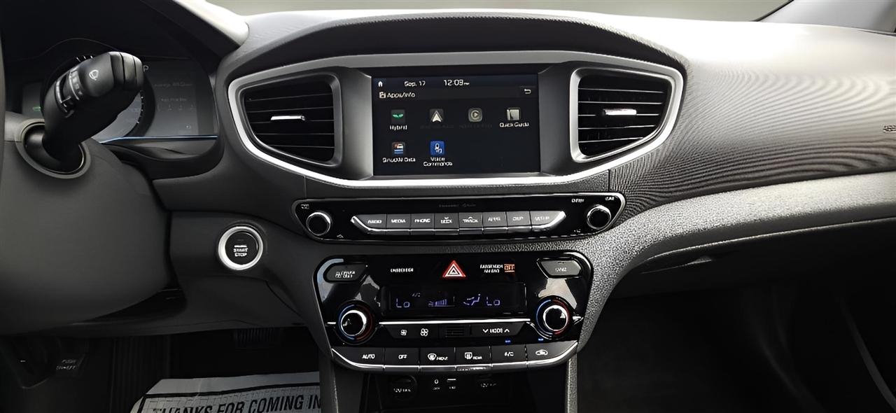 Hyundai Ioniq Hybrid SEL Hatchback 2019