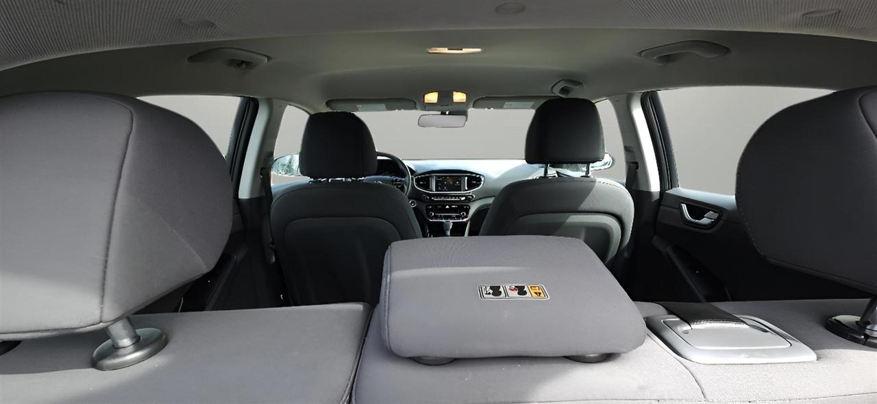 Hyundai Ioniq Hybrid SEL Hatchback 2019