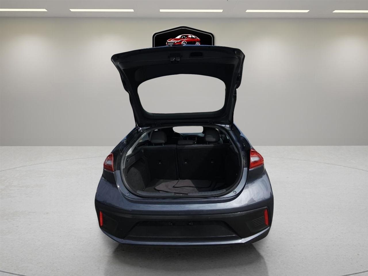 Hyundai Ioniq Hybrid SEL Hatchback 2019