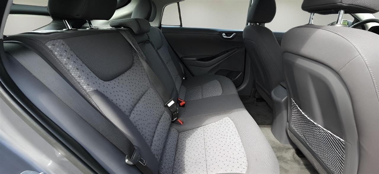 Hyundai Ioniq Hybrid SEL Hatchback 2019
