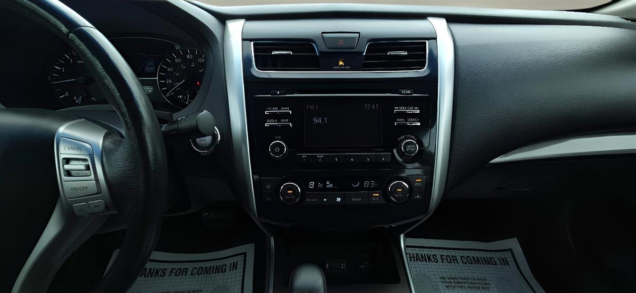 Nissan Altima 4dr Sdn I4 2.5 SL 2014