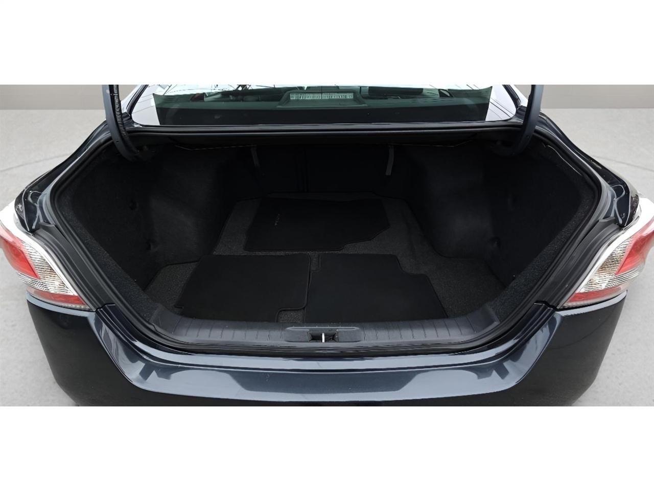 Nissan Altima 4dr Sdn I4 2.5 SL 2014