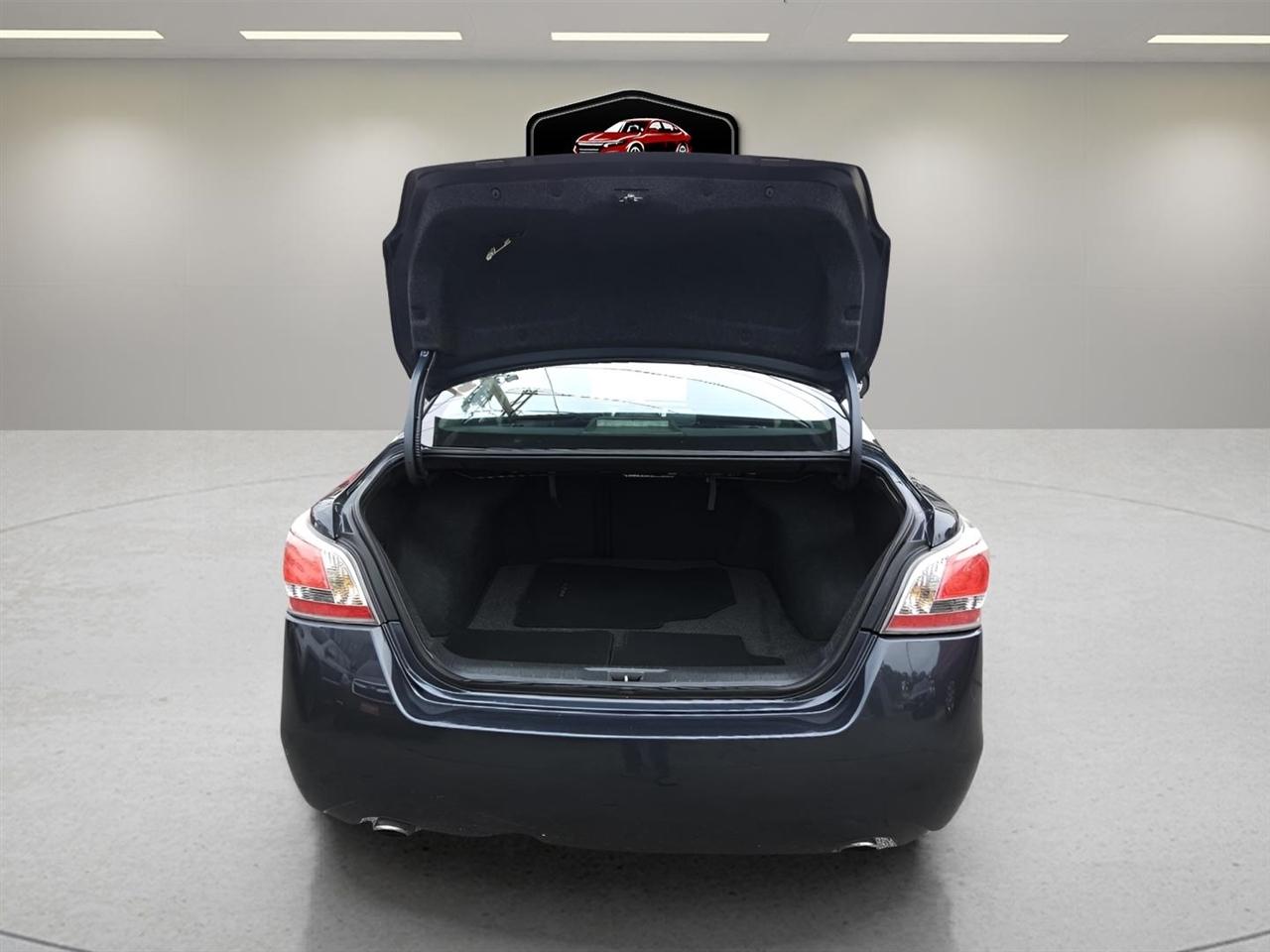 Nissan Altima 4dr Sdn I4 2.5 SL 2014