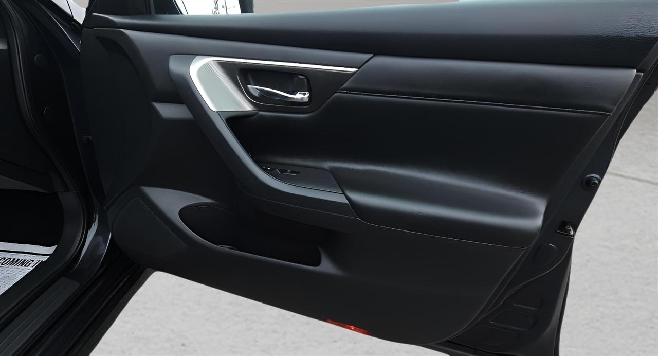 Nissan Altima 4dr Sdn I4 2.5 SL 2014
