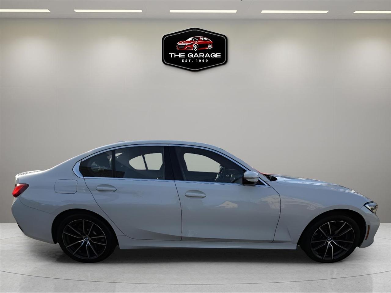 BMW 3 Series 330i xDrive Sedan 2019