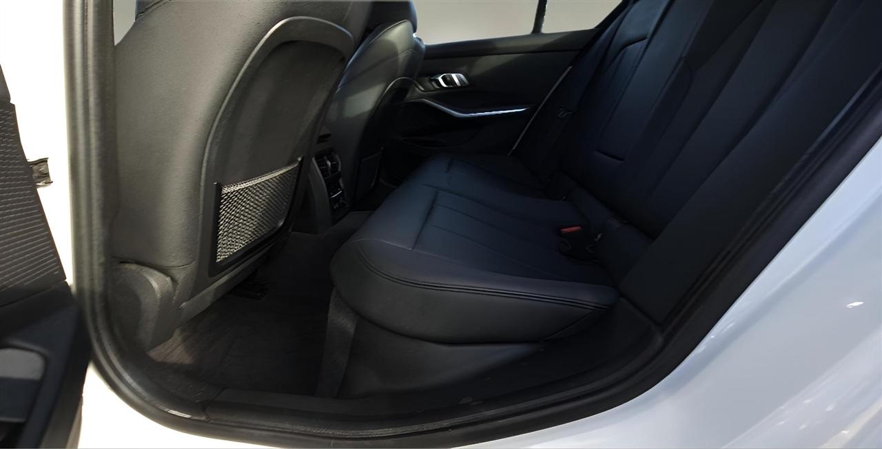 BMW 3 Series 330i xDrive Sedan 2019