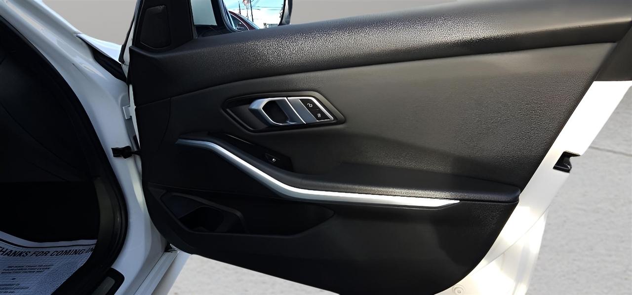 BMW 3 Series 330i xDrive Sedan 2019