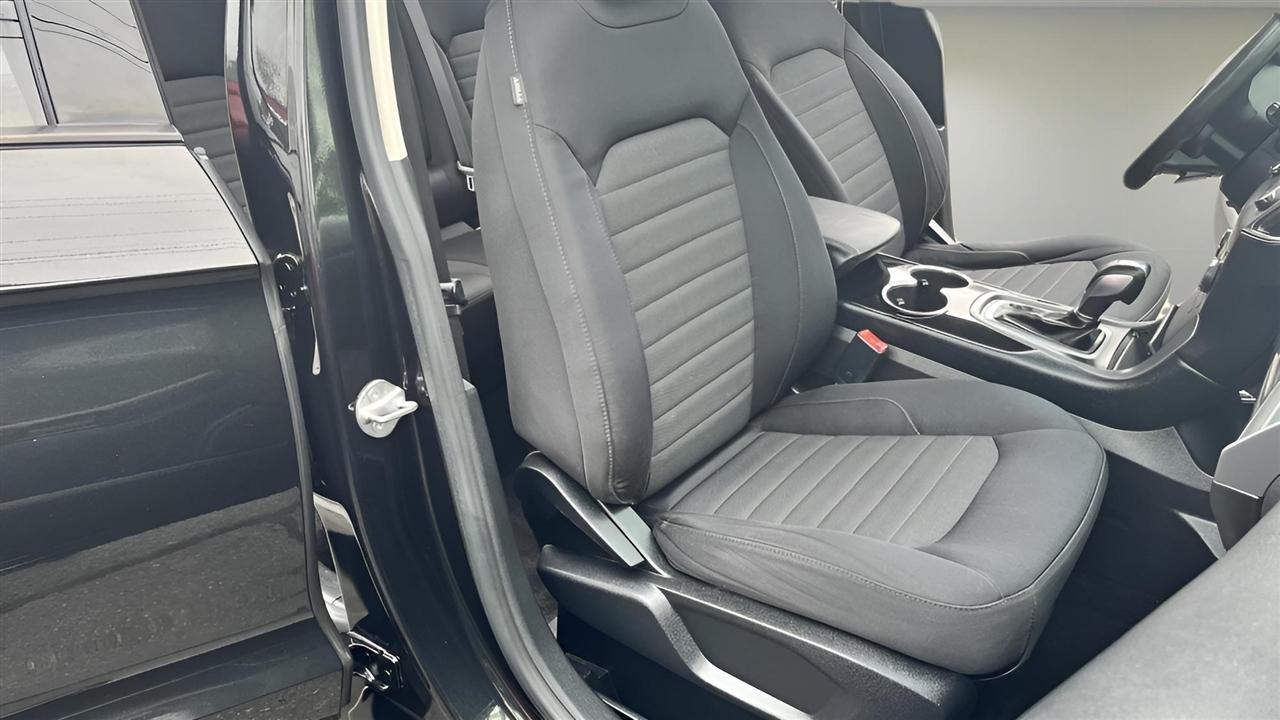 Ford Edge 4dr SE AWD 2015