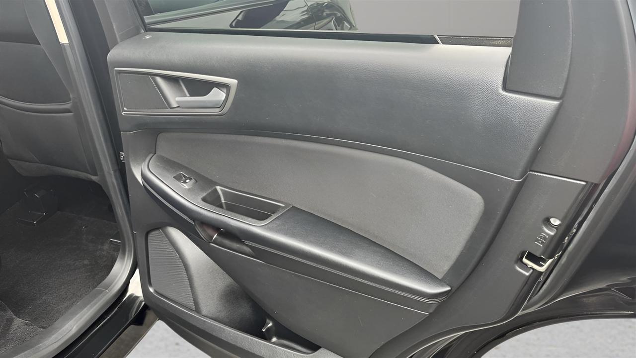 Ford Edge 4dr SE AWD 2015