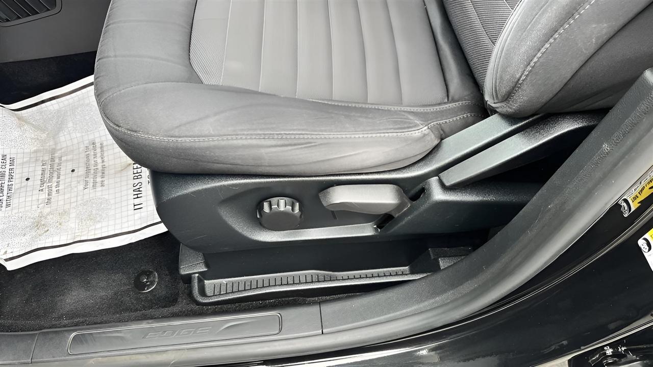 Ford Edge 4dr SE AWD 2015