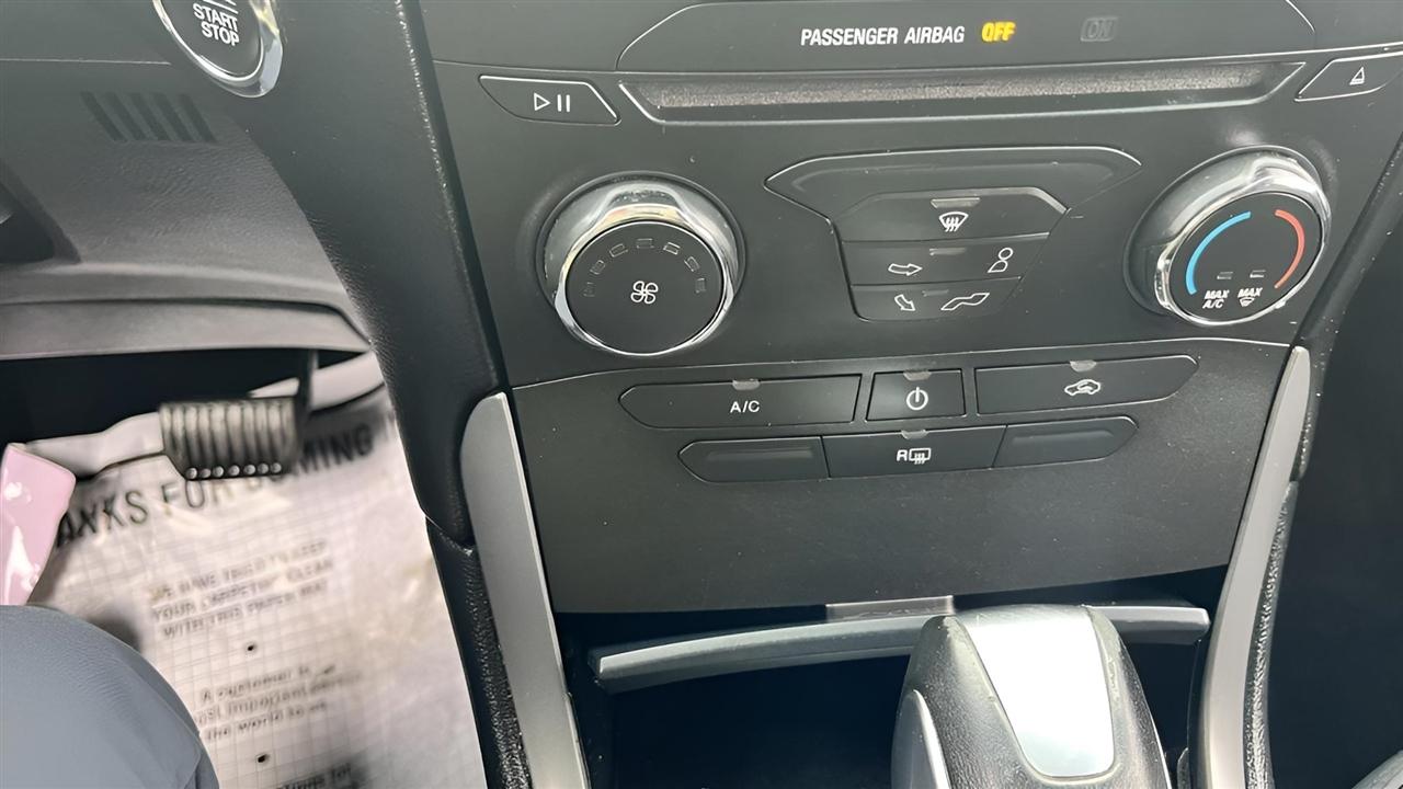 Ford Edge 4dr SE AWD 2015