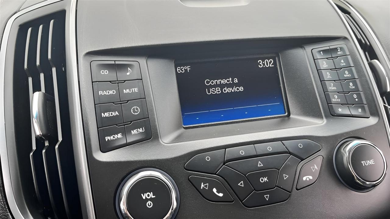 Ford Edge 4dr SE AWD 2015