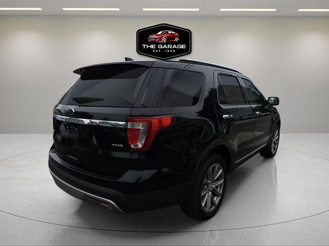 Ford Explorer Limited 4WD 2017
