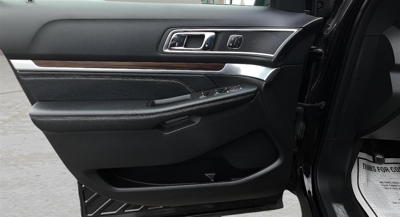 Ford Explorer Limited 4WD 2017