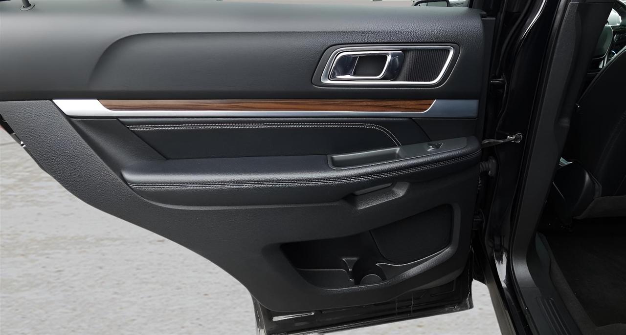 Ford Explorer Limited 4WD 2017