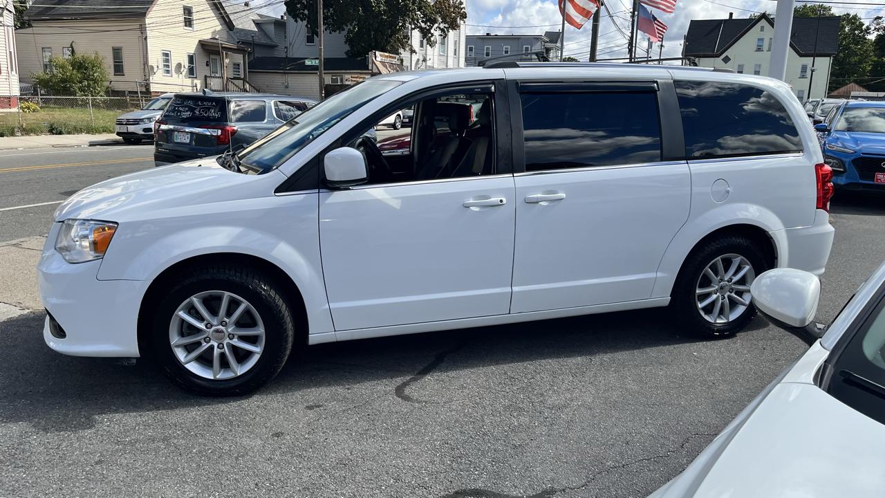 Dodge Grand Caravan SXT 2020