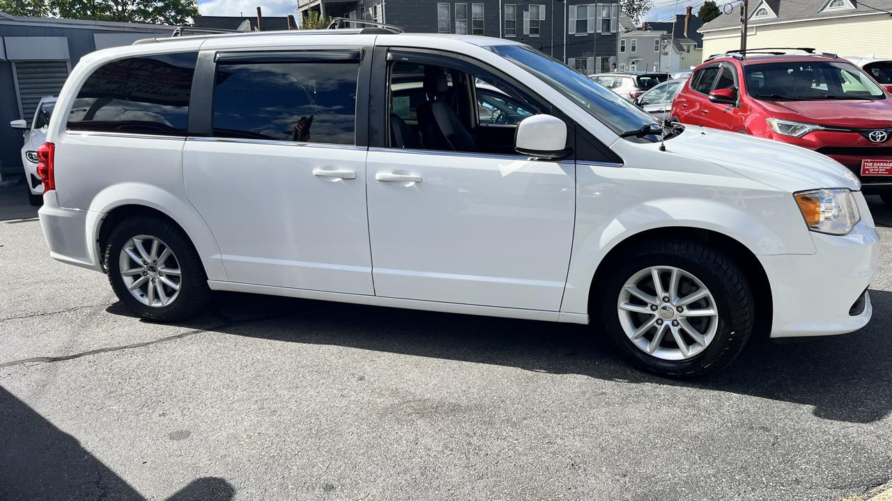 Dodge Grand Caravan SXT 2020