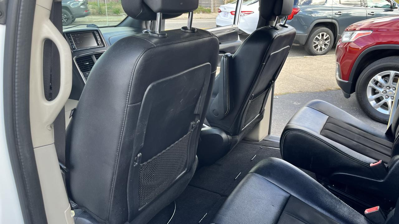 Dodge Grand Caravan SXT 2020