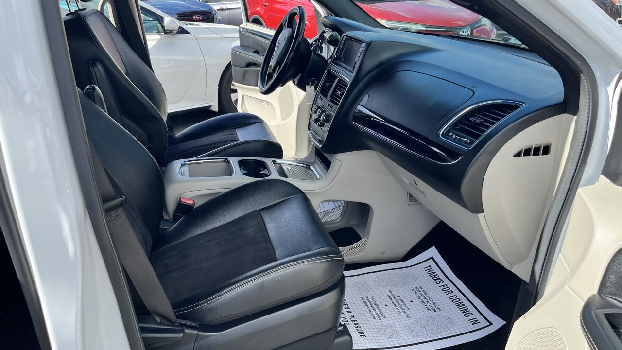 Dodge Grand Caravan SXT 2020
