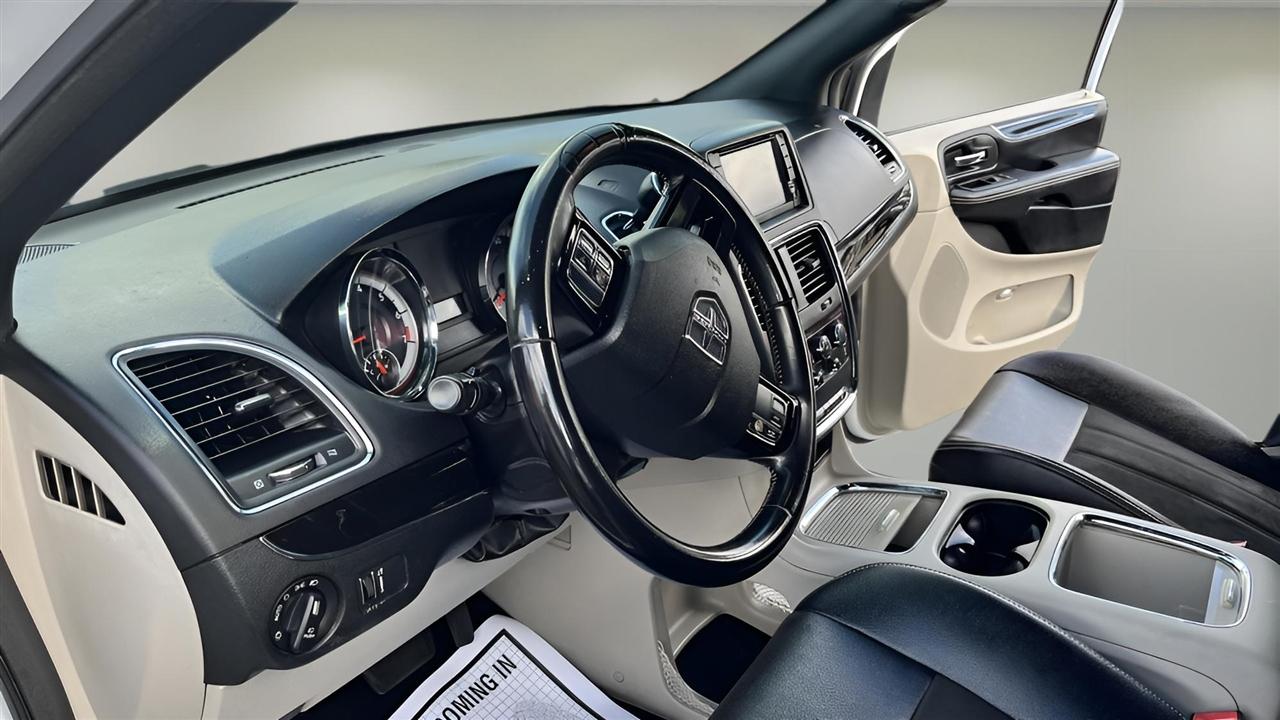 Dodge Grand Caravan SXT 2020