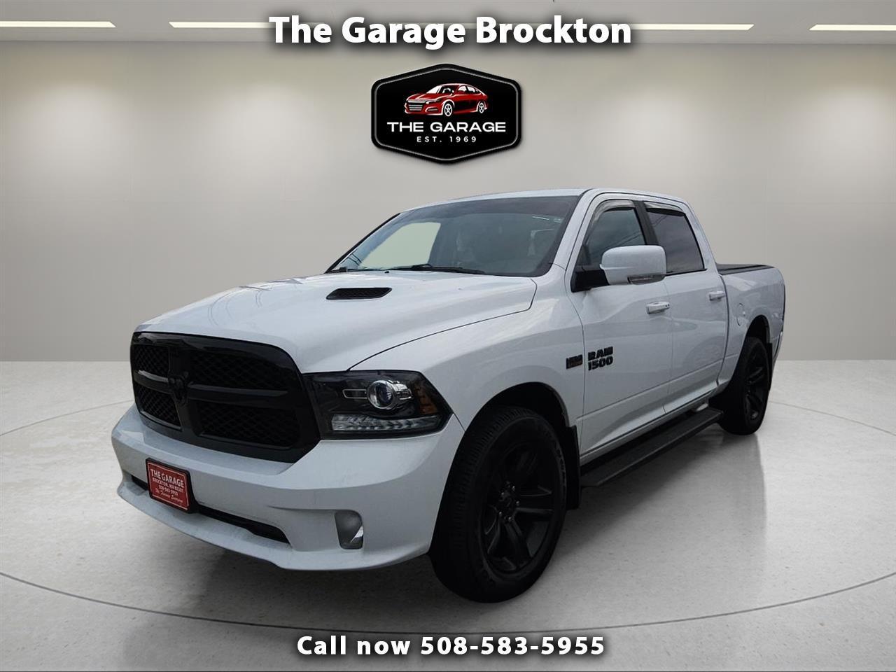 RAM 1500 Night 4x4 Crew Cab 5'7" Box 2017